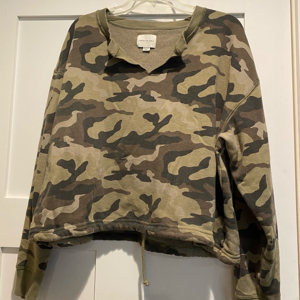 Cropped Crewneck